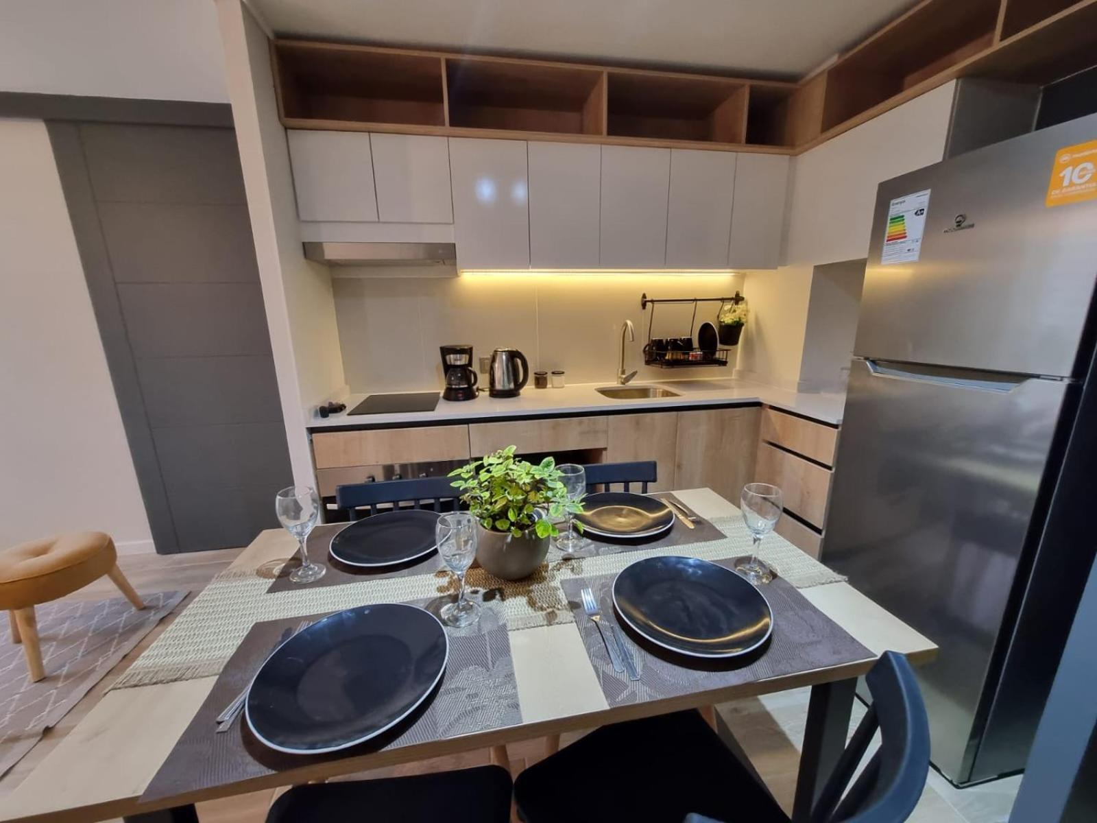 Bella, Comoda Y Completa Residencia